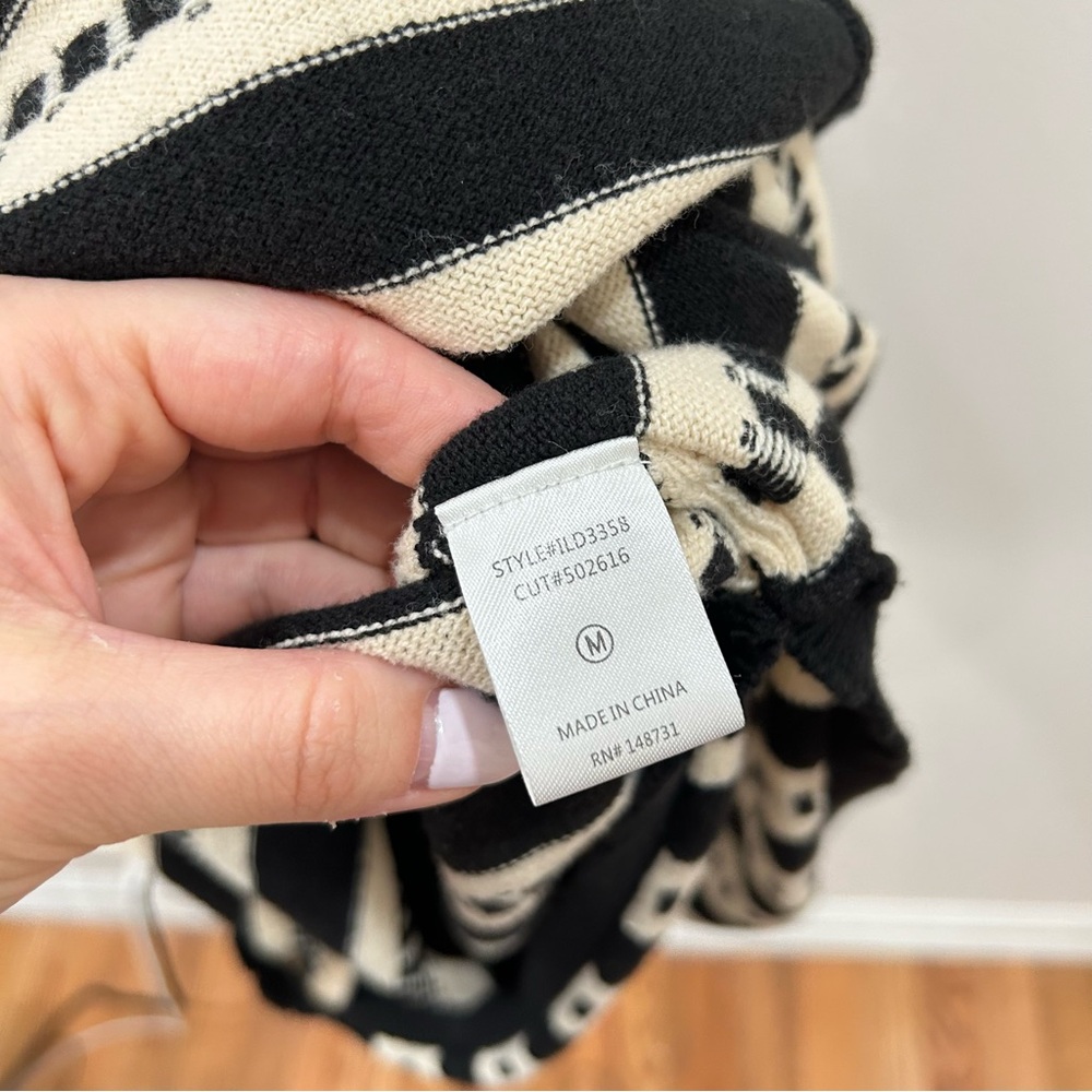 Lalavone M Black and White Striped Maxi Dress - Picture 7 of 10